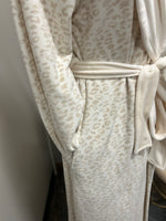 Leopard Harbin Robe - Soft White