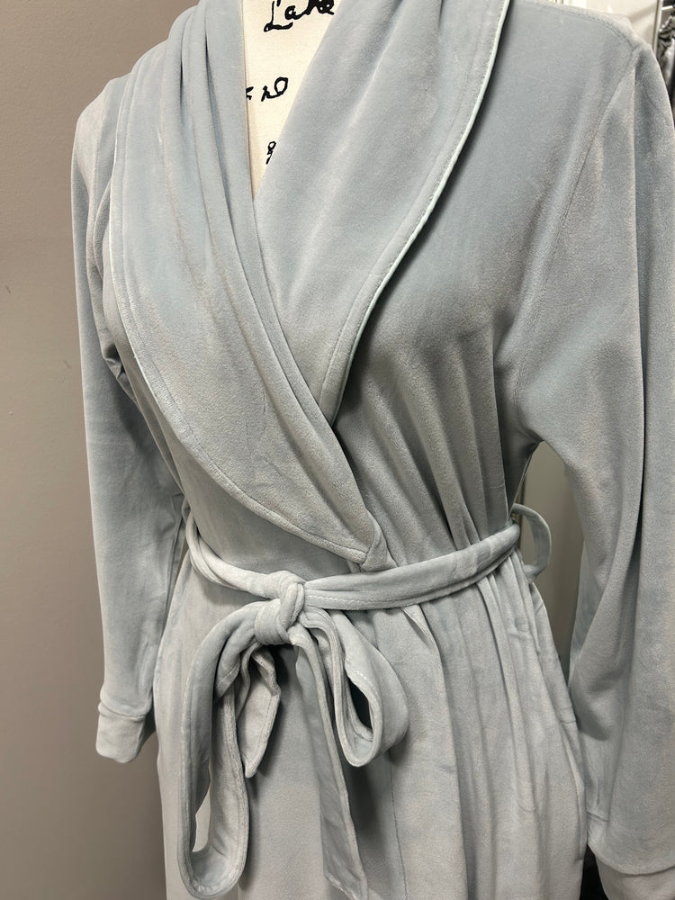 Classic Harbin Robe - Blue Ice