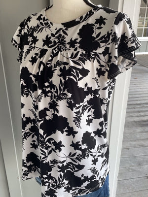 Floral Crew Neck w/ Flutter Sleeve-Ivory/Black